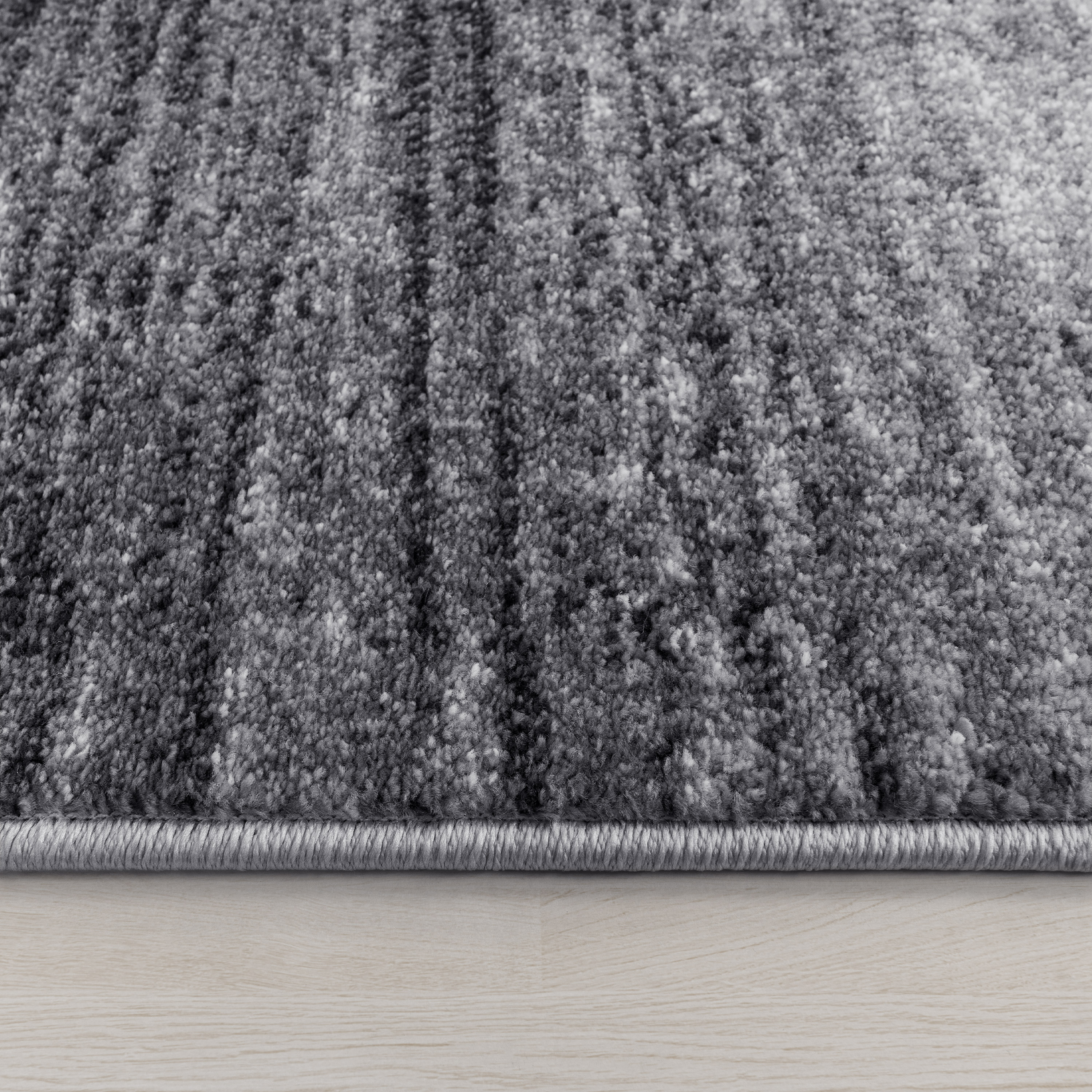 Teppich Wohnzimmer Kurzflor Karo Muster Meliert Grau 