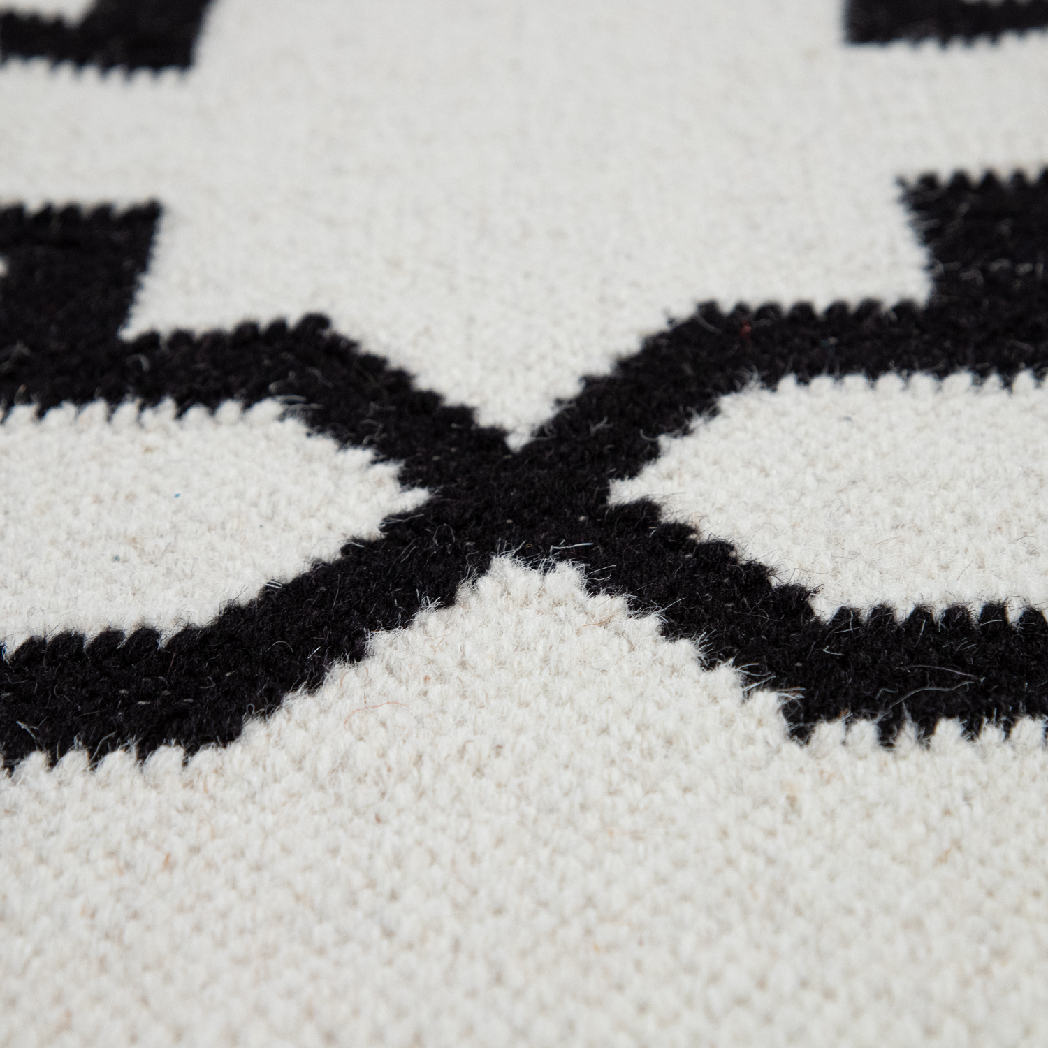 Teppich Wohnzimmer Geometr. Orient Muster Handgewebt Weiß 